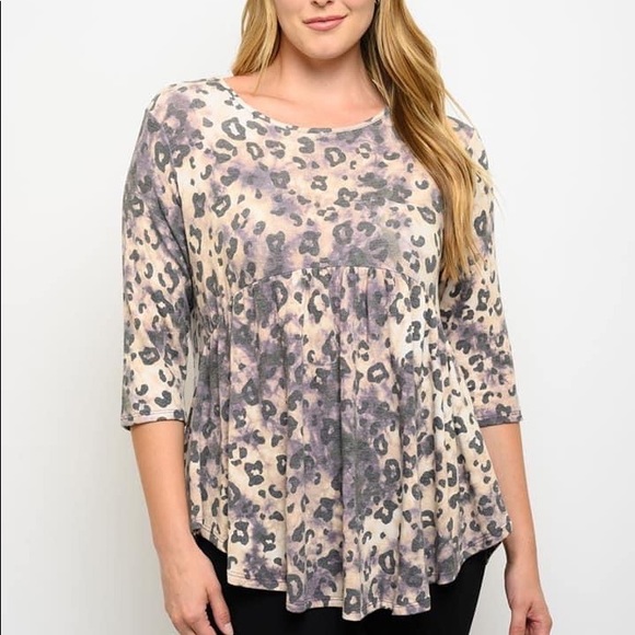 New Juniors Boutique Animal print peplum plus size top - Picture 3 of 4